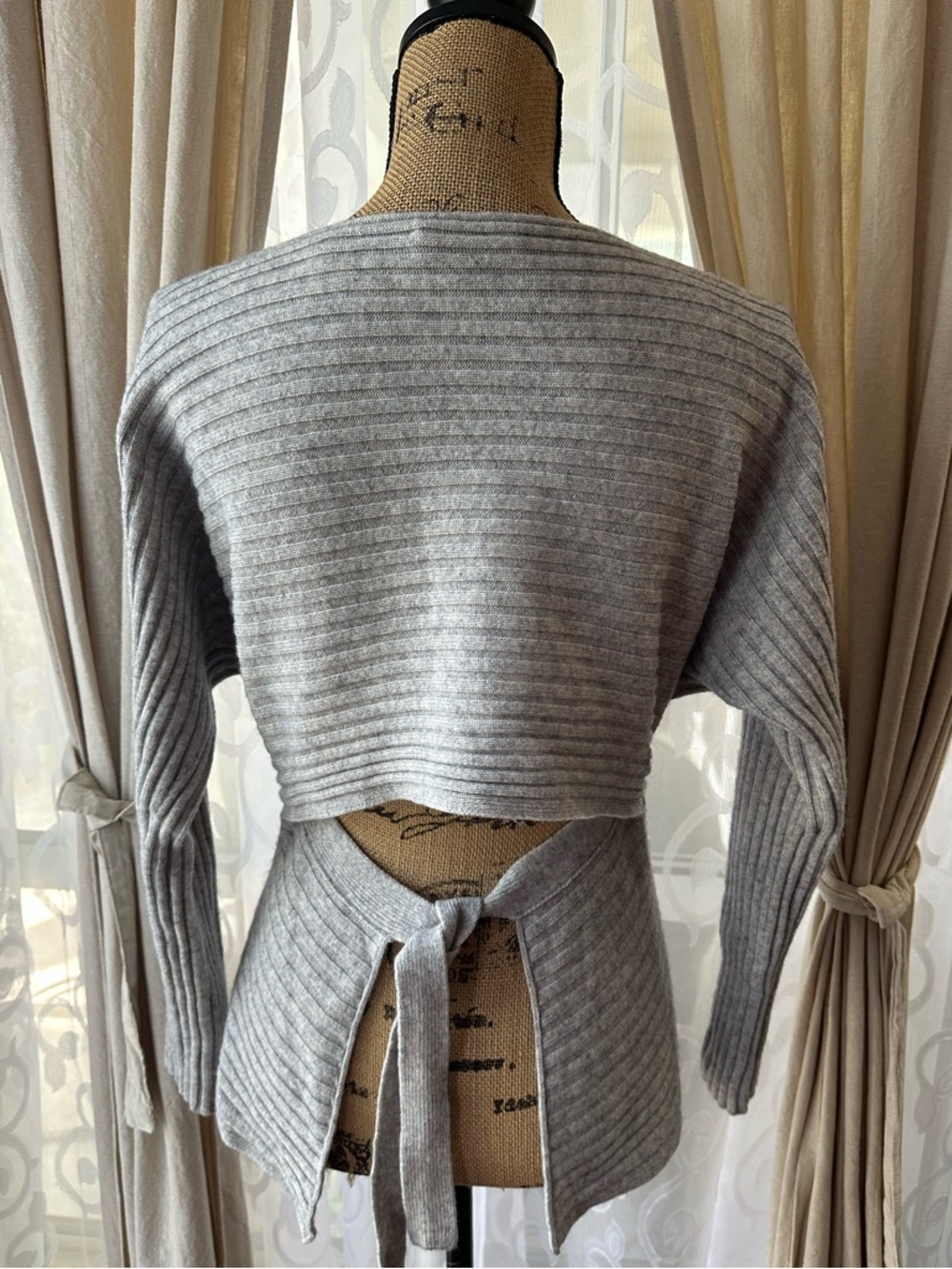 Vince Open Tie BackCashmere And Wool Sweater